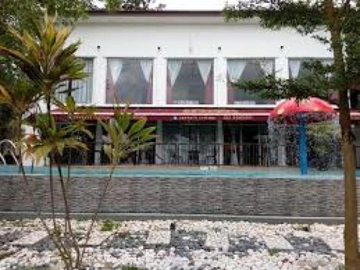Nawawi'S Cottage Kota  Экстерьер фото